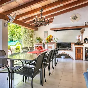  Holiday home Xeliu